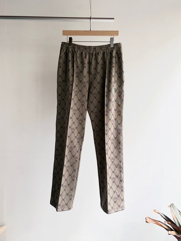 【 South2 West8 】TRAINER PANT - POLY JACQUARD - SKULL & TARGET / Khaki