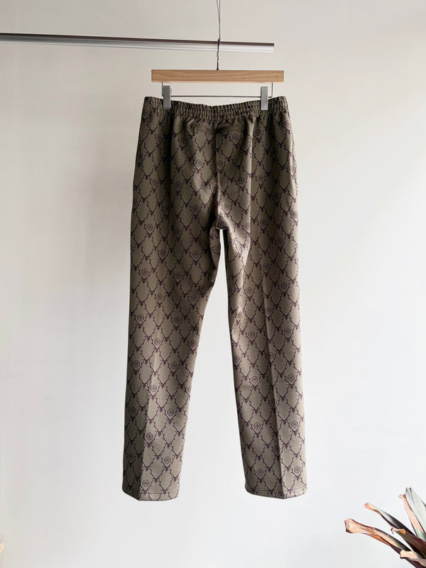 【 South2 West8 】TRAINER PANT - POLY JACQUARD - SKULL & TARGET / Khaki