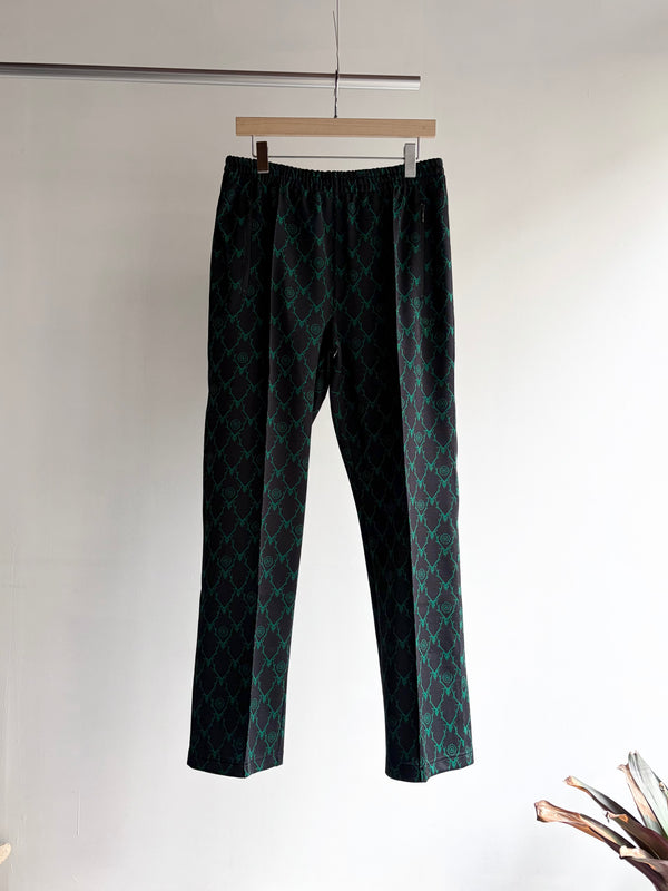 【 South2 West8 】TRAINER PANT - POLY JACQUARD - SKULL & TARGET / Black