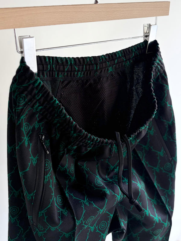 【 South2 West8 】TRAINER PANT - POLY JACQUARD - SKULL & TARGET / Black