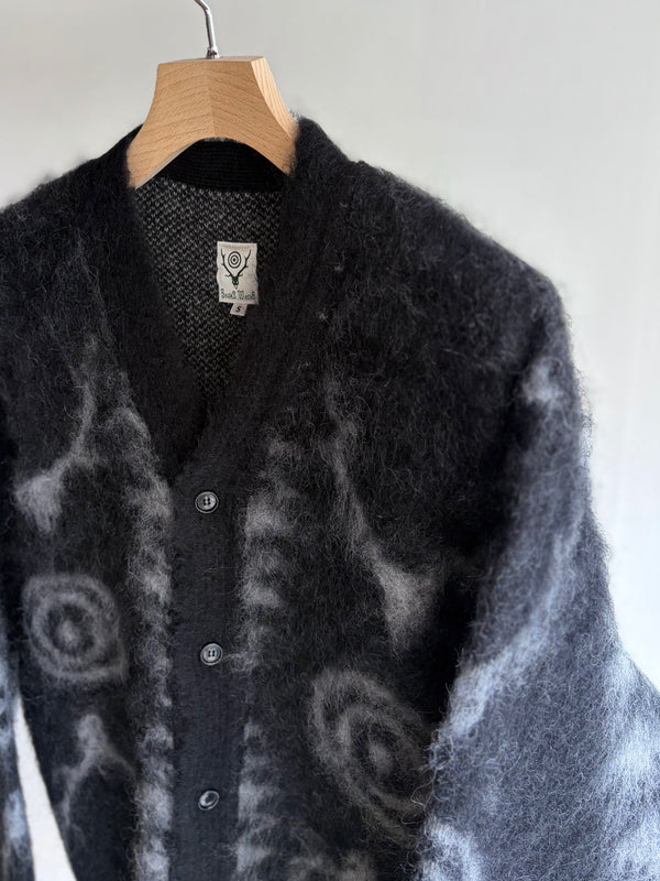 【 South2 West8 】V-NECK CARDIGAN SWEATER - SKULL&TARGET - / Black