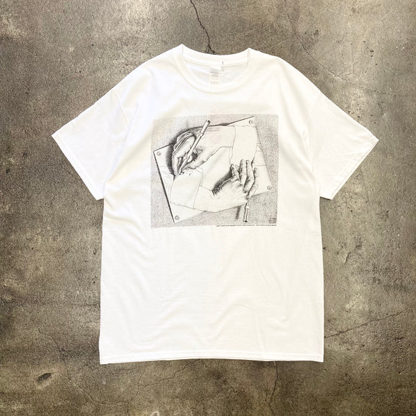 【GRAPHIC TEE / グラフィックティー】DRAWING HANDS / M.C.ESCHER