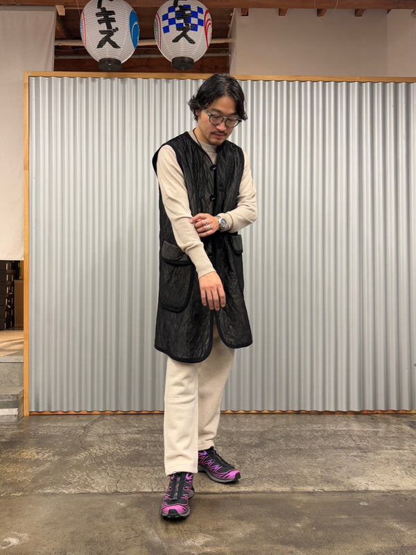 【m's braque】SILK-LOFT QUILTING CAR LONG VEST / Black Mesh × Grey Trim