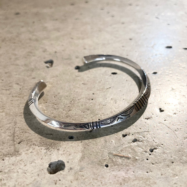 Touareg Silver / Silver Bangle シルバーバングル TOUAREG SILVER】SILVER BANGLE 24 – TOKIS