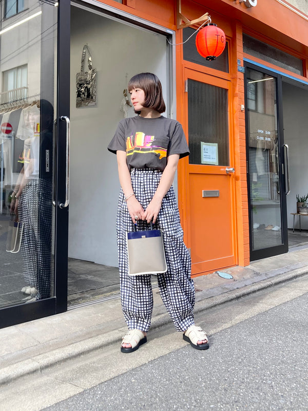 【COURTNEY ORLA / コートニーオーラ】CURVE POCKET TOTE s / Taupe Multi