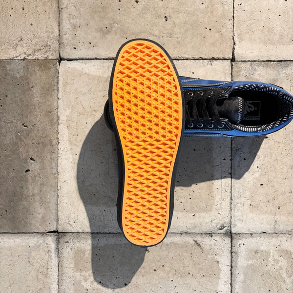 【VANS】Old Skool Gore-Tex / Black × Blue