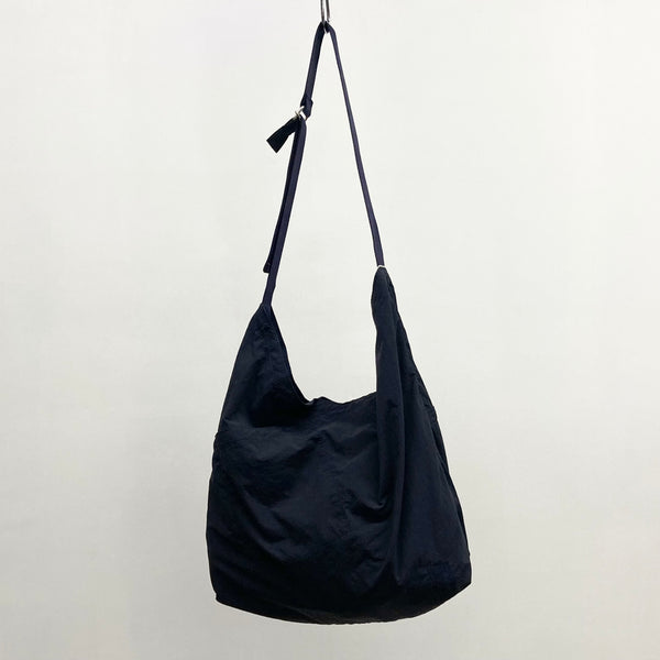 【hobo】AZUMA SHOULDER BAG M -NYLON RIPSTOP- / Navy