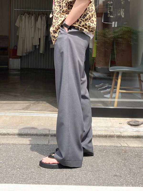 【m's braque】TUCKED BAGGY PANTS / Grey