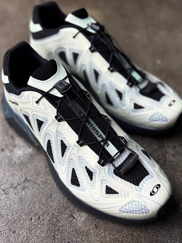 【 SALOMON 】XT-WHISPER VOID / Black × Clearly Aqua × Green Gables