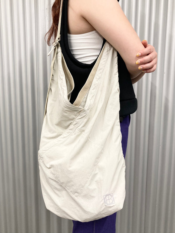 【hobo】AZUMA SHOULDER BAG S -NYLON RIPSTOP- / Light Grey