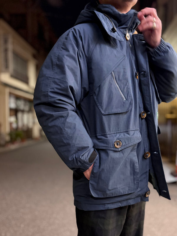 【Liberaiders】UTILITY DOWN JACKET / Navy