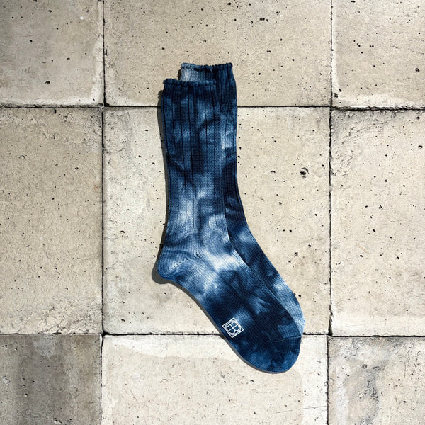 【hobo】TIE-DYED CREW SOCKS / Navy