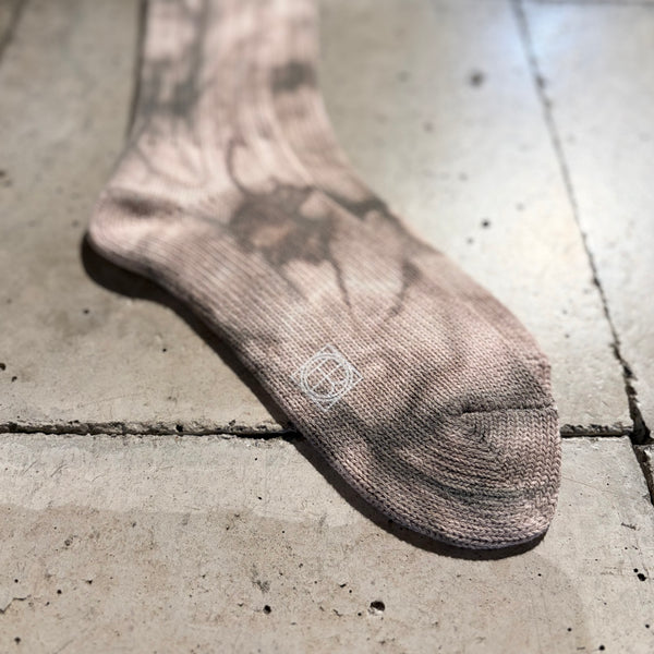 【hobo】TIE-DYED CREW SOCKS / Brown