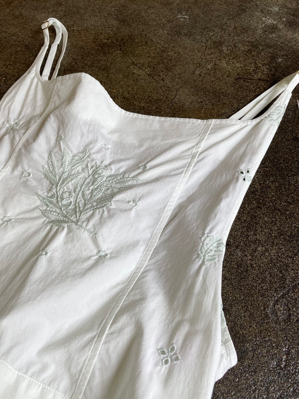 【 RIVER 】EMBROIDERED DRESS / Mint
