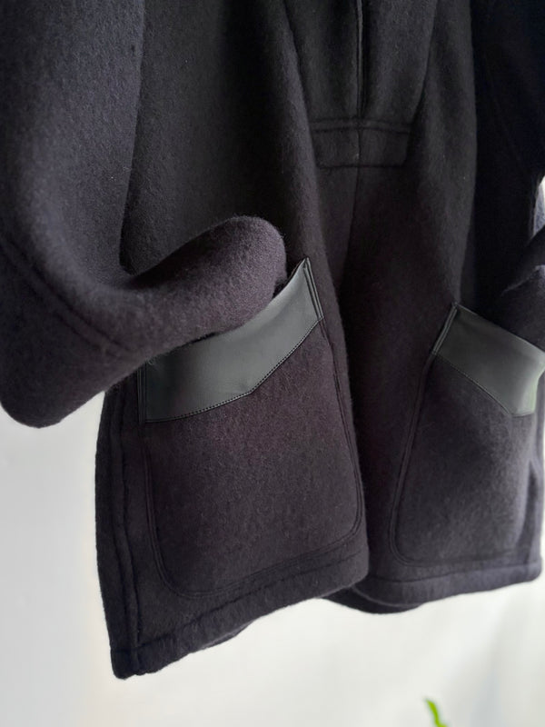 【m's braque】FAUX LEATHER TRIM OVERSIZED PULLOVER / Black