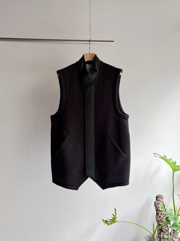 【 HORTENSE 】WOOL FLEECE VEST / Black