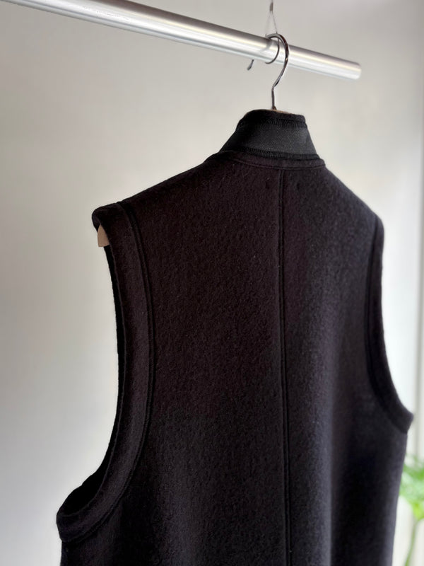 【 HORTENSE 】WOOL FLEECE VEST / Black