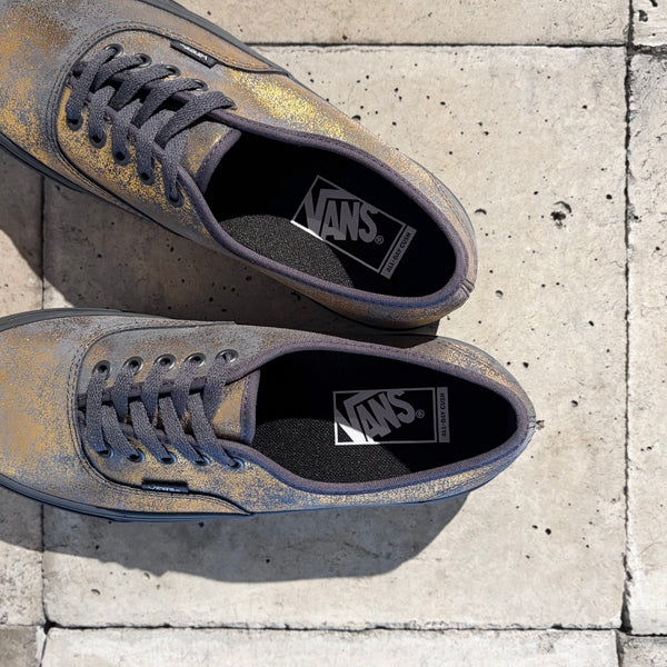 【VANS】Authentic - Foil Suede - / Autumn Brown