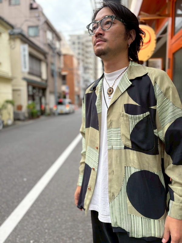 【m's braque】LONG SLEEVE ALOHA SHIRT / Khaki × Black Geometric Pattern