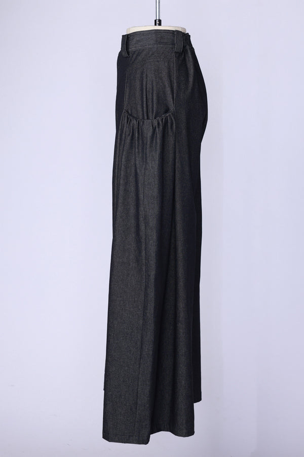 【RURI W. / ルリ】GATHERED POCKET VOLUME TROUSERS / Black Denim
