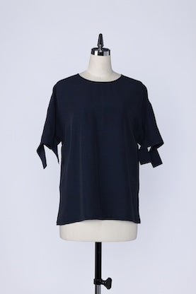 【RURI W. / ルリ】SPLIT CUFF BLOUSE / Navy