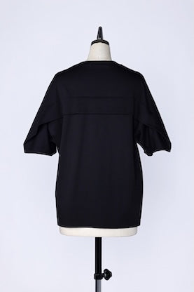 【RURI W. / ルリ】ACROSS-BACK TUCK TEE / Black