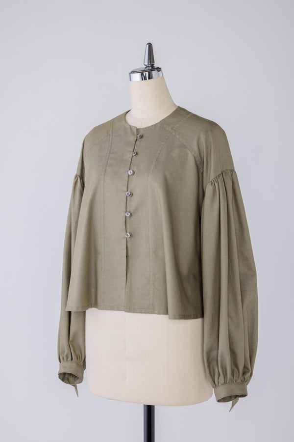 【RURI W. / ルリ】VOLUMINOUS SLEEVES BLOUSE / Khaki