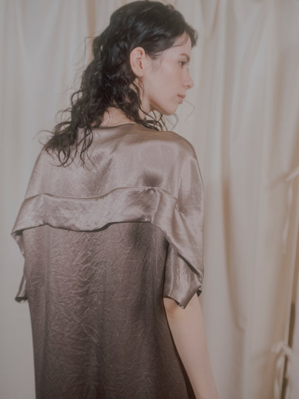 【RURI W. / ルリ】ACROSS-BACK TUCK SATIN DRESS / Mocha