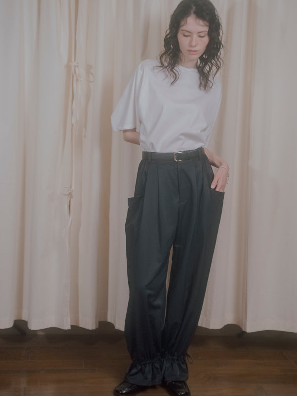 【RURI W. / ルリ】ACROSS-BACK TUCK TEE / White