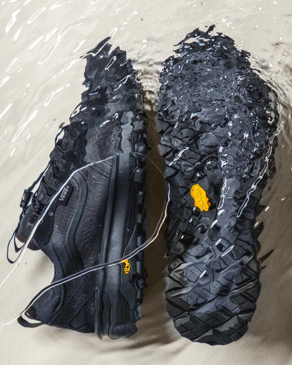 【VANS】MTE Crosspath XC Gore-Tex / Blackout