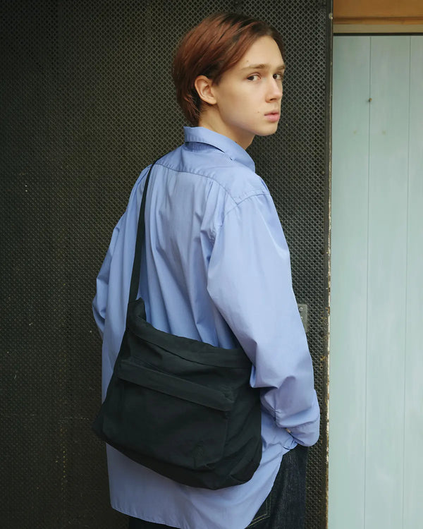 【hobo】SHOULDER BAG - NYLON OXFORD - / Black