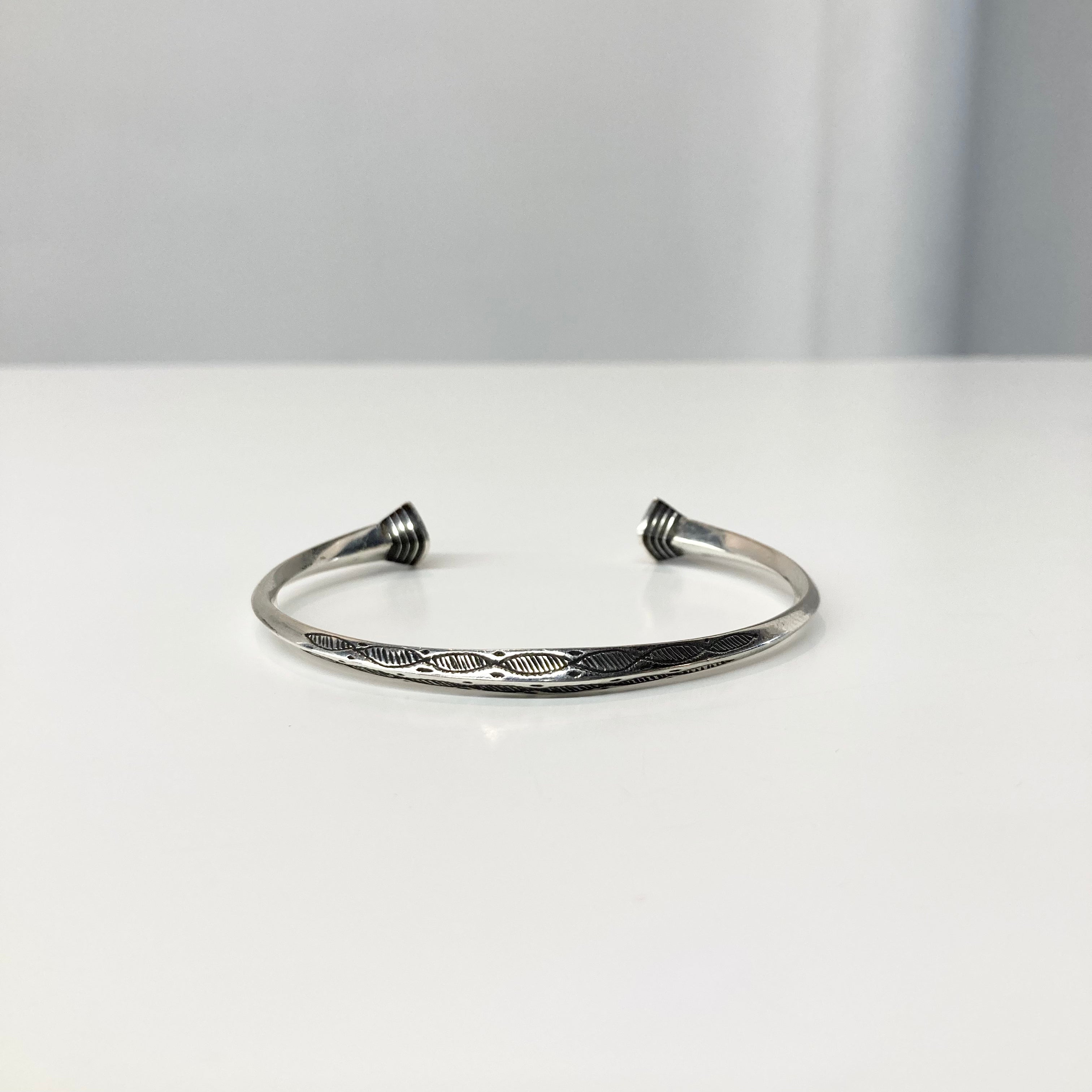 TOUAREG SILVER】SILVER BANGLE 02 – TOKIS